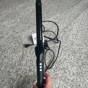 Bio Ionic Black Curling Iron